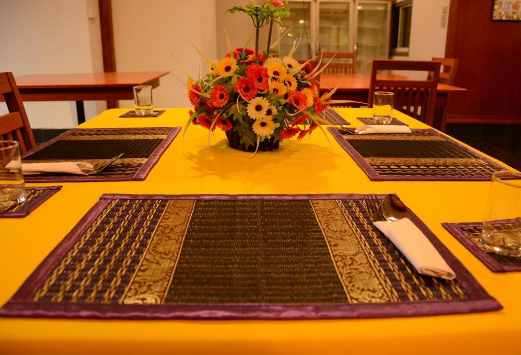 Pohseen Grand Palace Hotel Bangkok Ngoại thất bức ảnh