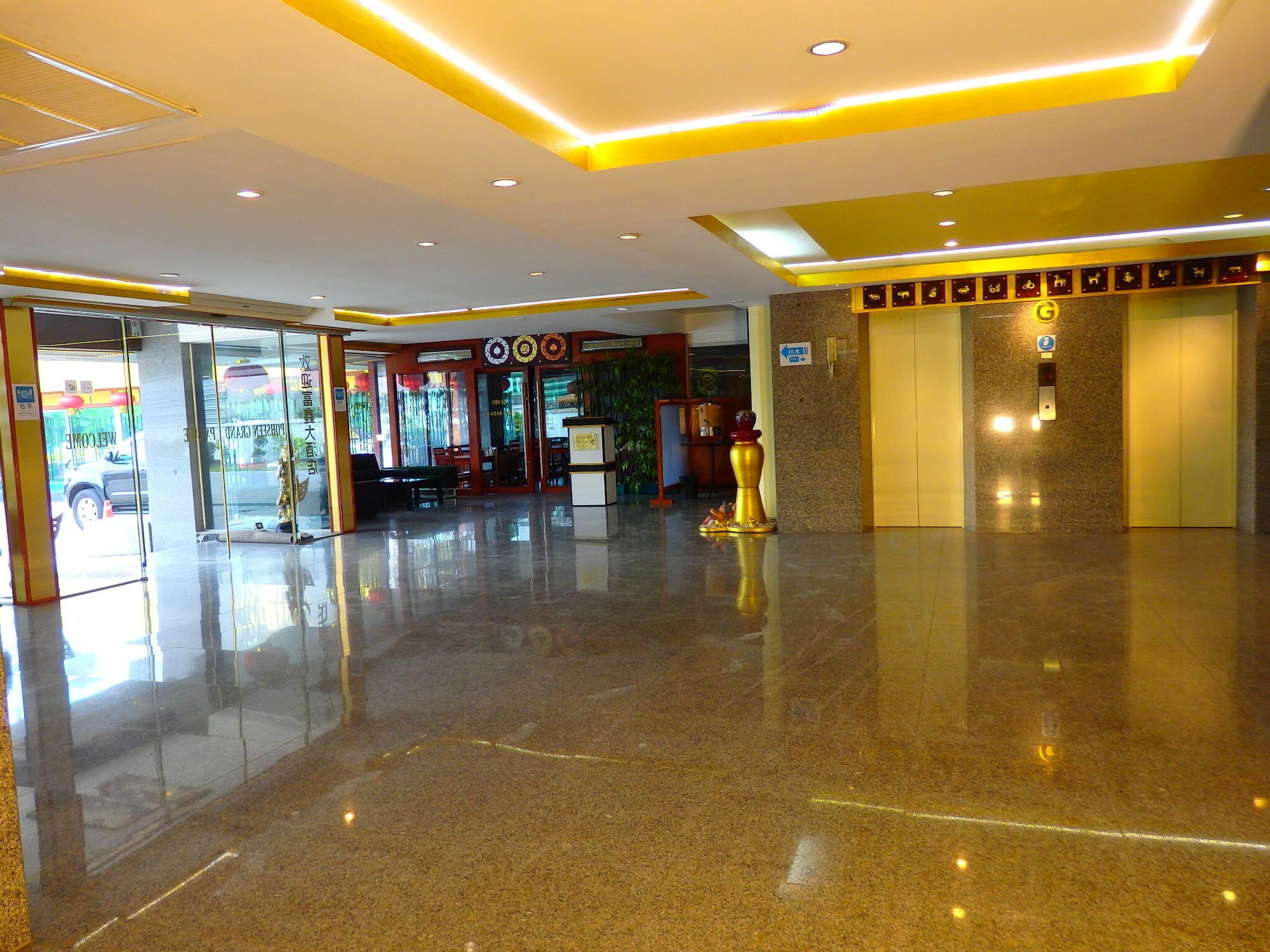 Pohseen Grand Palace Hotel Bangkok Ngoại thất bức ảnh